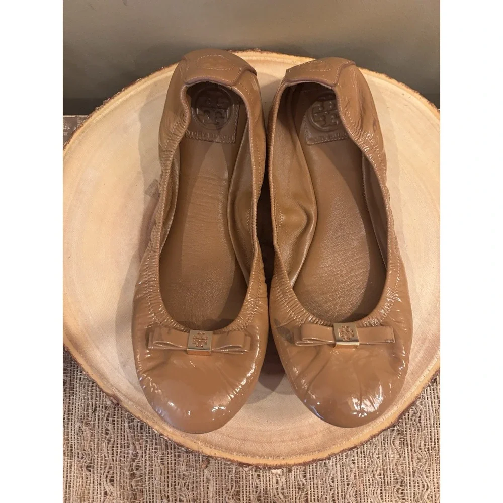 Tory Burch Eddie Bow Patent Ballet Flats Size 10.5‎ Royal Tan.